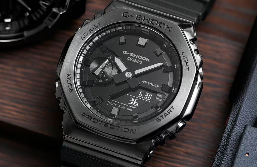 Casio Casio G-Shock GM-2100BB-1ADR (GM-2100BB-1A) мужские часы черный циферблат на запястье